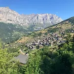 Haus Rhodania Hotel