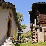 Haus Rhodania Hotel