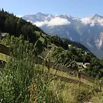 Szálloda Haus Rhodania 2*