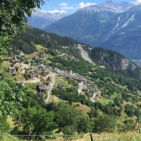 Hotell Haus Rhodania 2*