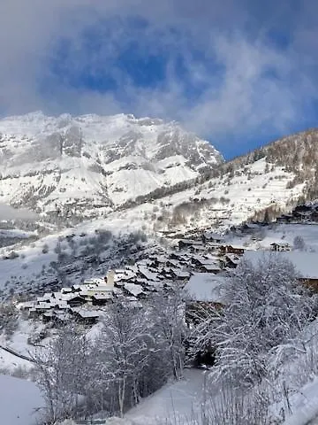 Haus Rhodania Hotell