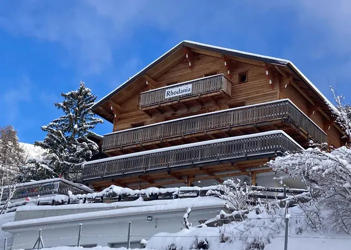Haus Rhodania Hotell 2*